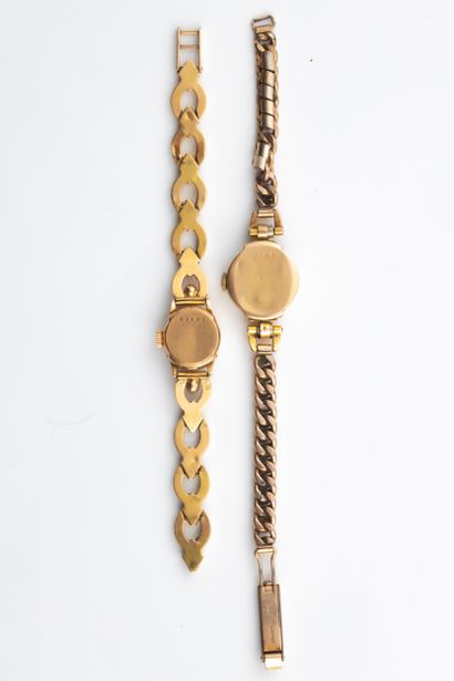 2 montres de dame accidentées vers fermoir....