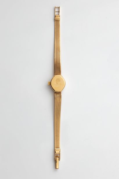Montre bracelet de dame en or jaune (750...