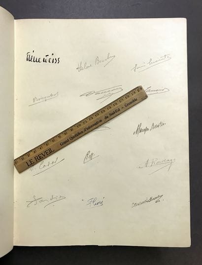 AVIATION. Album signed by 75 aviators, including...