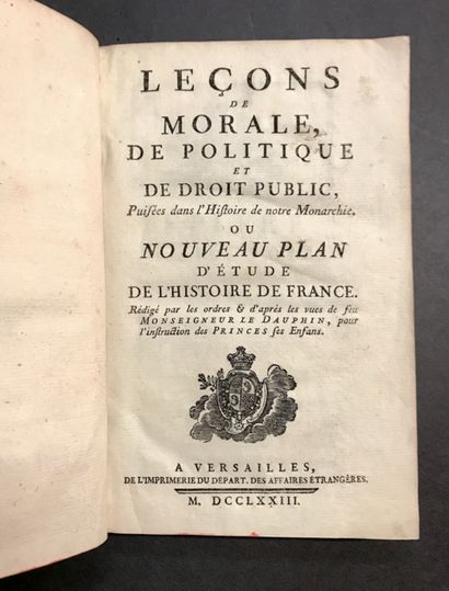 LAW. 4 volumes:
- VIEUILLE (Pierre). New...