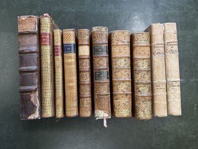 8 works in 10 volumes:
- LOYSEAU (Charles)....