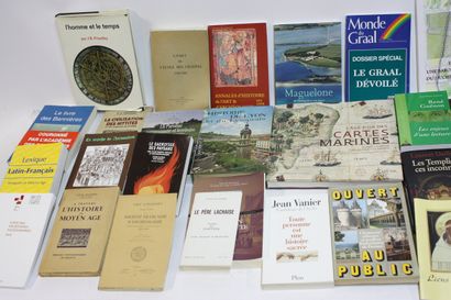 [HISTOIRE VARIA]. Environ 38 volumes. 
L’âge...