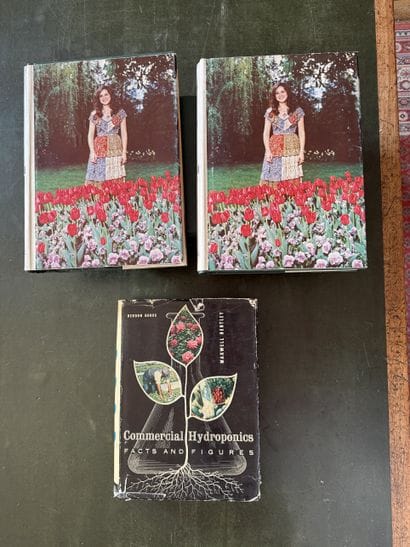 BOTANY. 2 works, 3 volumes:
- TLASS (General...
