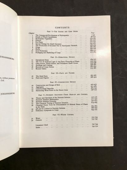 BOTANY. 2 works, 3 volumes:
- TLASS (General...