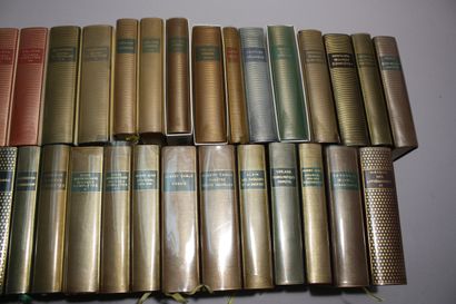 LA PLEIADE.
Set of 35 volumes. Without cases....