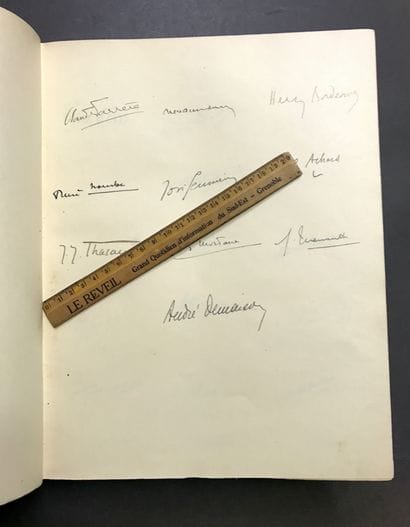 AVIATION. Album signed by 75 aviators, including...