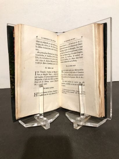 LYON COLLECTION: 4 works, 5 volumes:
- CORROZET...
