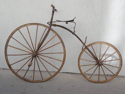 Vélocipède - Milieu du XIXe siècle (1840...
