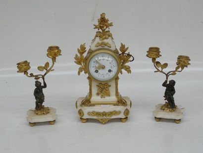 Petite garniture de cheminée en régule, bronze...