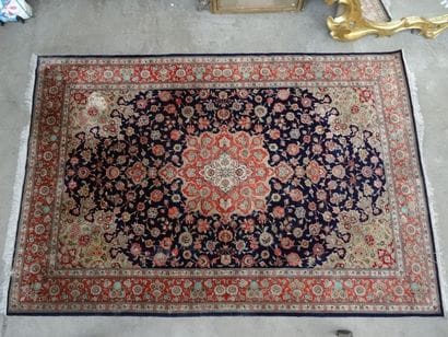 Tapis de soie Qoume, 300 x 212 cm (petites...
