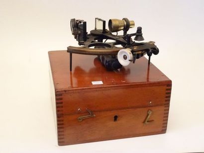 Sextant et accessoires de marque Kelvin et...