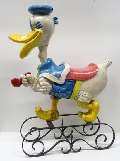 Sujet de manège ancien représentant Donald...