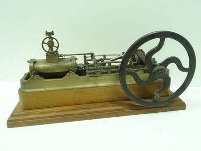 Mécanisme horizontal de machine à vapeur...