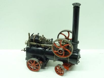 Locomobile à vapeur vive et chauffe au charbon....