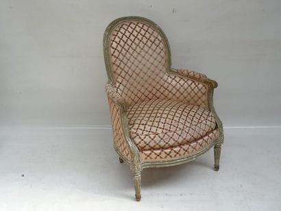Bergère à dossier médaillon en cabriolet...
