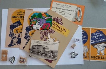 MICHELIN. Deux buvards années 1930, état...