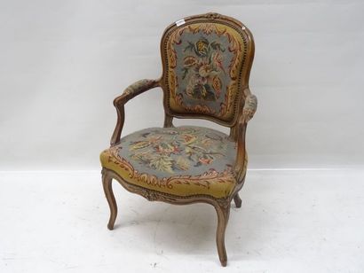 Fauteuil à dossier cabriolet en bois naturel...