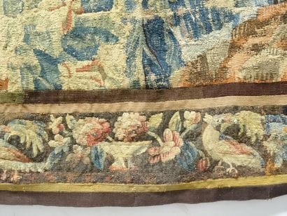 Tapisserie représentant un échassier et des...