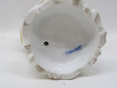 Personnage en porcelaine allemande représentant...