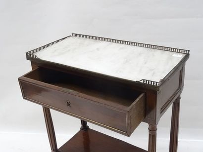 Console en acajou et placage, plateau de...
