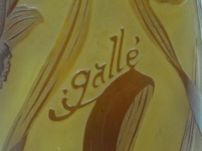 GALLE Emile Grand pied de lampe en verre...