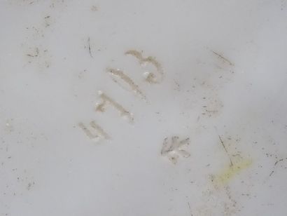 Groupe en céramique représentant dans un...