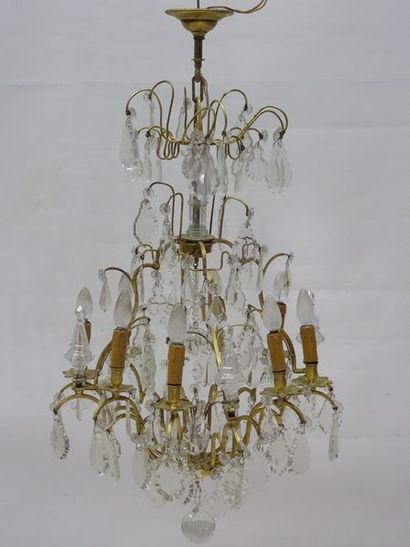 Lustre cage orné de pendeloques, pampilles...