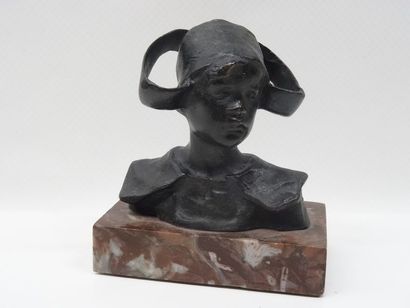 Millès (marqué au dos), buste de jeune Lorraine...