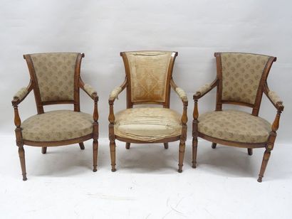 Paire de fauteuils à dossiers renversés en...
