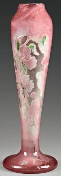 Émile GALLÉ(1846-1904)
Grand vase allongé...