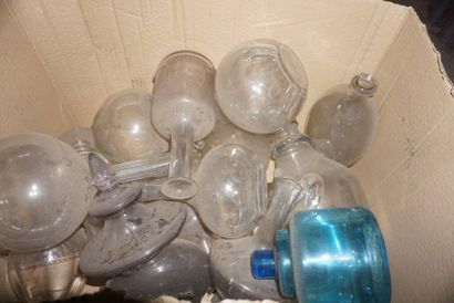 Glass and crystal set including flasks, carafes,...