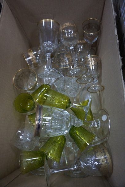Glass meeting including: flutes, wine glasses,...