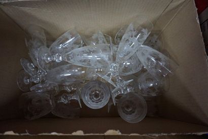 Important set of glasses including water...