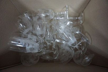 Important set of glasses including water...