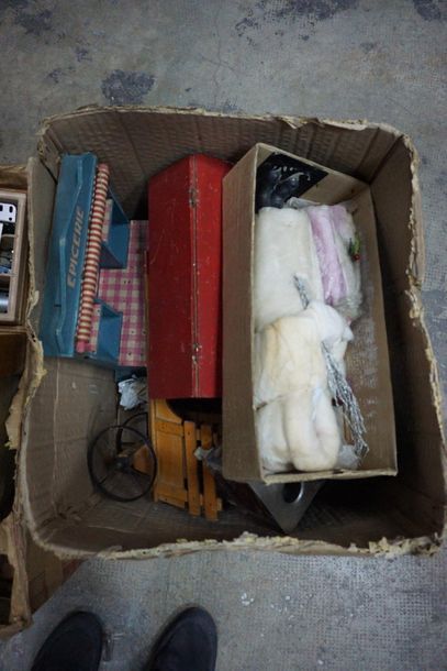 Set of antique toys including: Santa Claus...