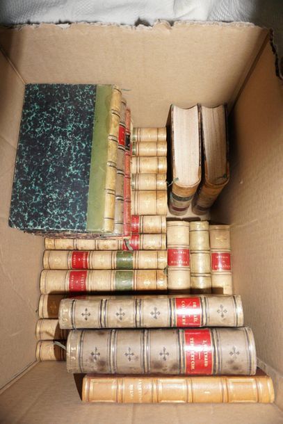 Set of bound books forming a current library:...