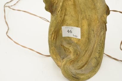 H. LEVASSEUR, Femme lovée dans un élément...
