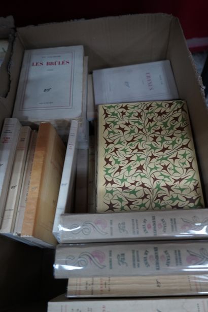Editions NRF, ensemble de livres brochés,...