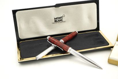 Pierre BALMAIN, un stylo bille, un stylo...