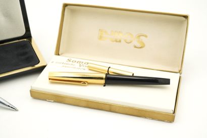 Pierre BALMAIN, un stylo bille, un stylo...