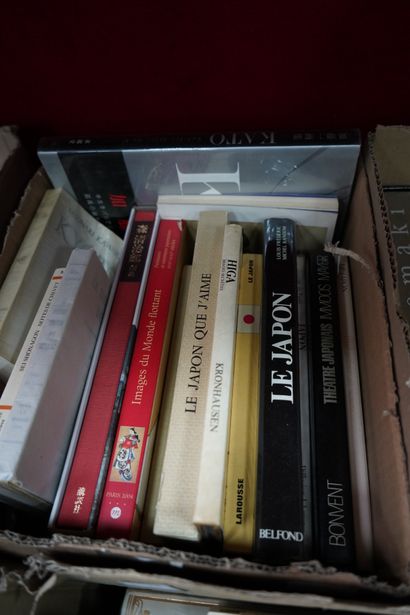 Réunion d'ouvrages sur les thèmes du Japon,...