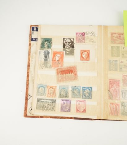 Lot de timbres comprenant France, Empire...
