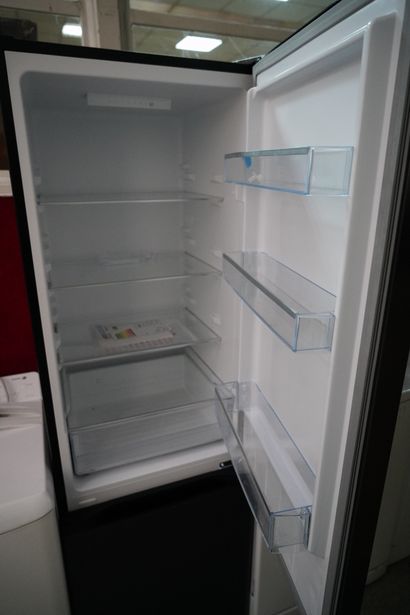 * Réfrigérateur/congélateur CHIQ