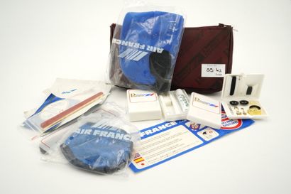 Pochette Air France 1ere classe et son contenu...