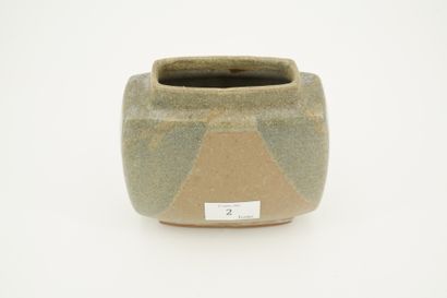 Pierre CULOT (1938-2011), vase méplat en...