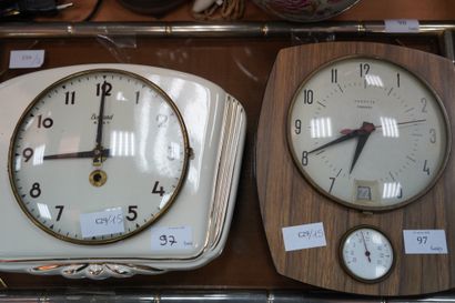Deux pendules Vedette, Bayard
