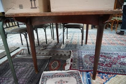Table de style scandinave, bois de lit. On...