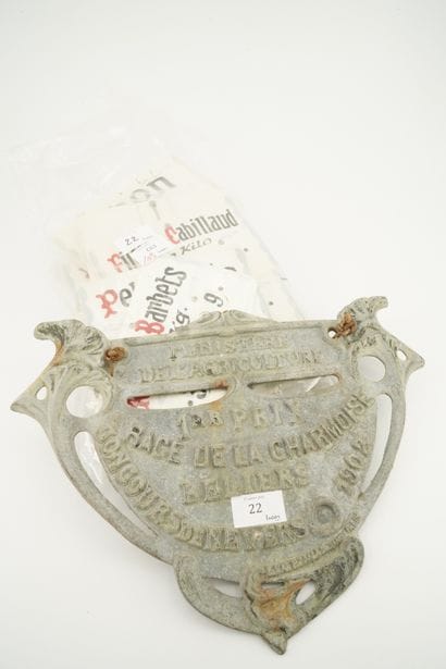 Médaille-collier pour animal, Ministère de...