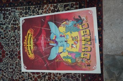 Réunion d'affiches de cinéma comprenant :...