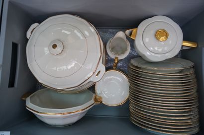 *Parties de service en porcelaine AB France...